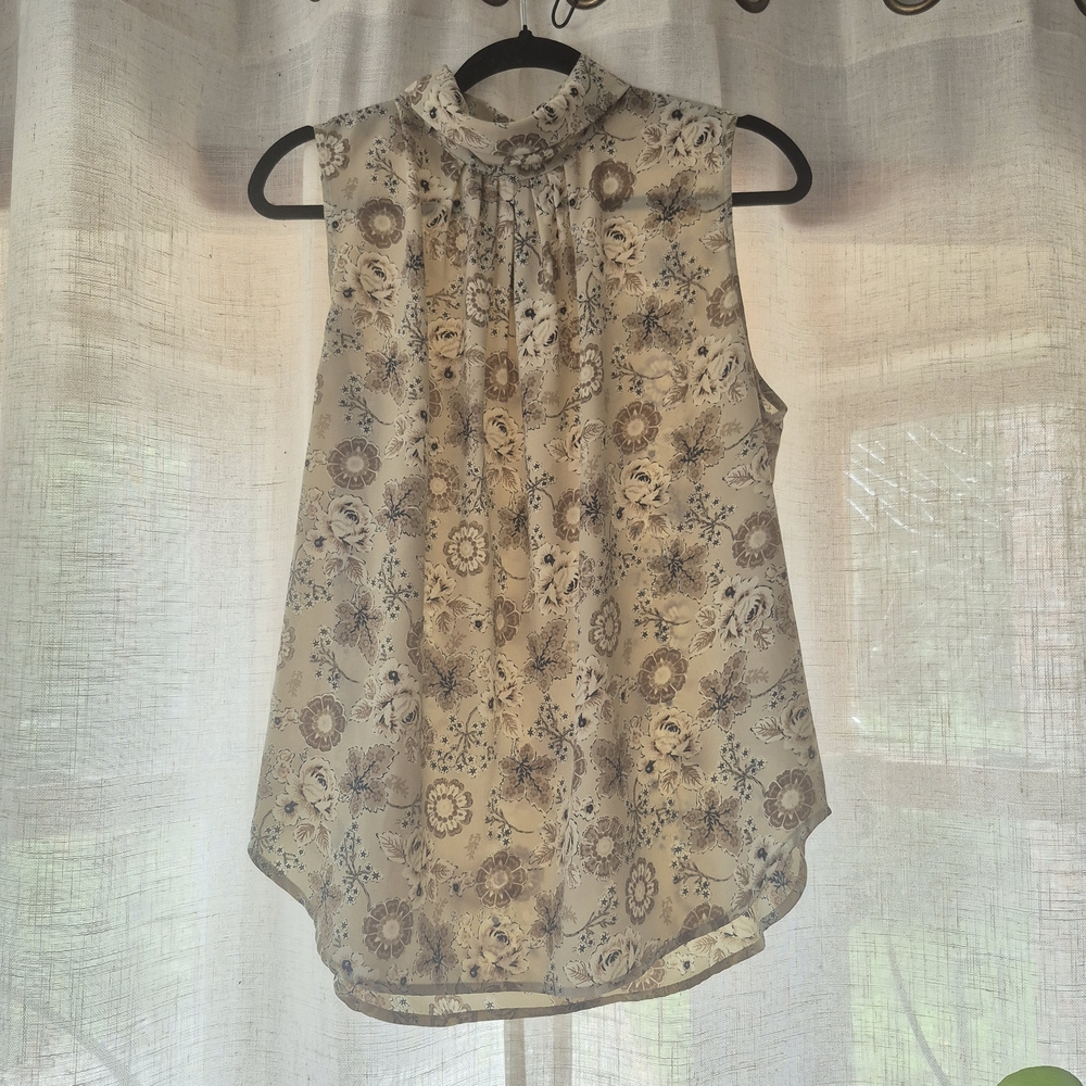 Vintage Cream and Brown Ruffled Sleeveless Blouse